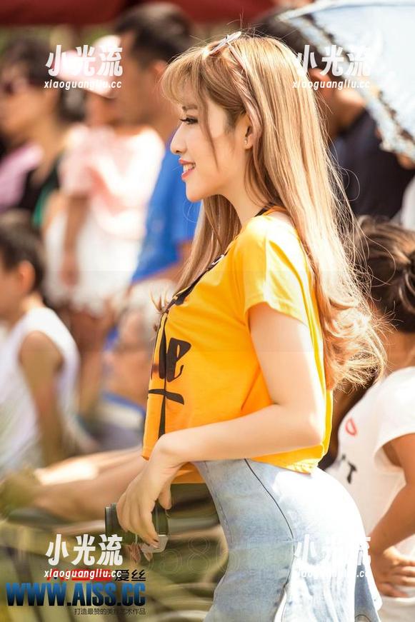 AISS爱丝(钻石版) - 小心瞧！松果儿的美图如钻石般闪耀，下载请备好护目镜！