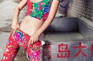 “爱丝”的私拍合集，肉色好像永无止境的平淡游戏