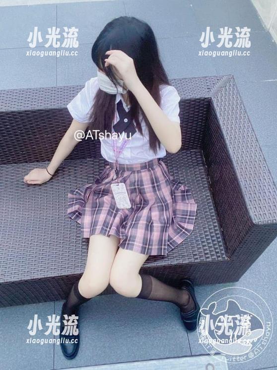 AT鲨 AT鲨的白裙:不是所有的cos都得乖乖顺从
