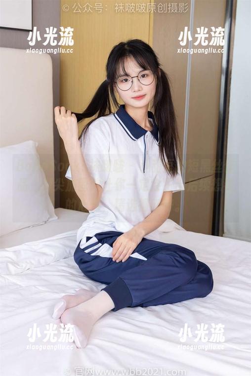 BoBoSocks袜啵啵-小甜豆 BoBoSocks袜啵啵 - 小甜豆的短黑丝作品,脚尖加固款让你一定会生出后续想看的心情,精选得刚好。