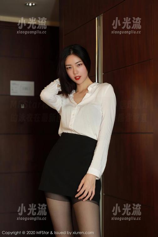 MFStar模范学院-唐琪儿il MFStar模范学院 - 新来一波,唐琪儿il的泳衣在最新图库里,这样的性感你敢直视吗?