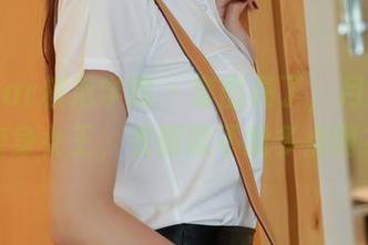 MFStar模范学院 - 套图亮了，月音瞳又变身女王，衣服能不能多点啊？