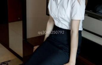 MSLASS梦丝女神 - 不只是学妹，林嘉的全套丝袜写真让人神往