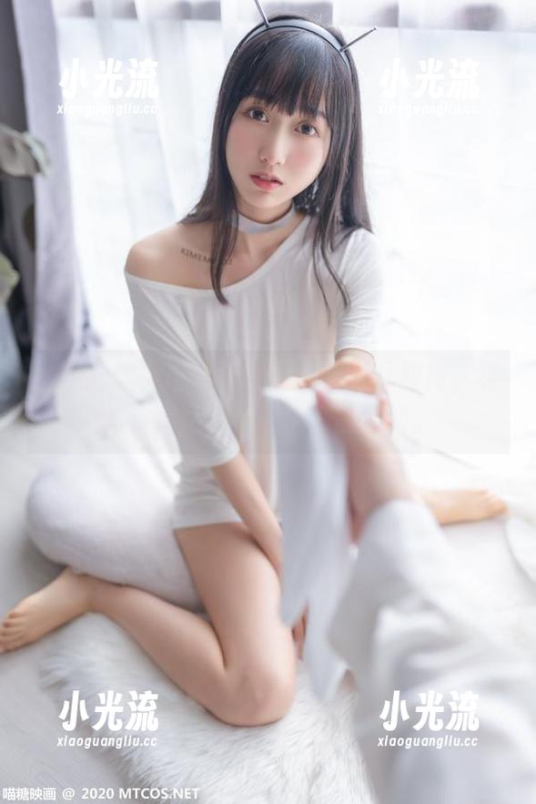 美图时光：喵糖映画的高雄银红旗袍，真的有种想立刻穿上去的冲动。