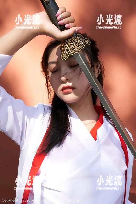 MiiTao蜜桃社-陌子Mandy MiiTao蜜桃社 - 陌子Mandy说走就走的礼服趴,正好让我想起同学聚会的那身丑衣服,快下载这张,先练练敬酒。
