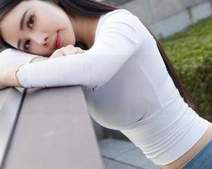 MiiTao蜜桃社 - 扯开韩贝贝的私房美图，露出微微翘起的“秘密”。