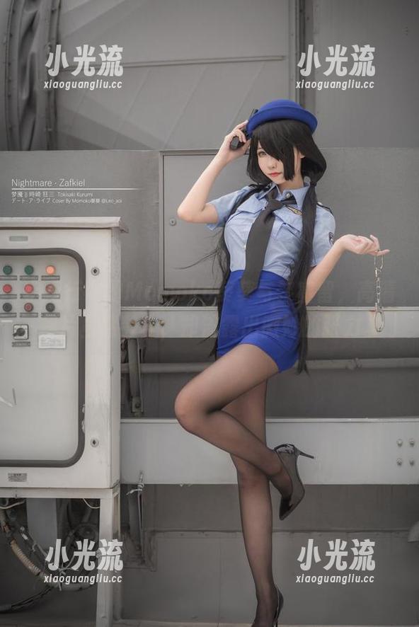 Momoko葵葵 字里行间的Momoko葵葵与黎塞留,高清照片虽然静止,却流露出微妙的张力。