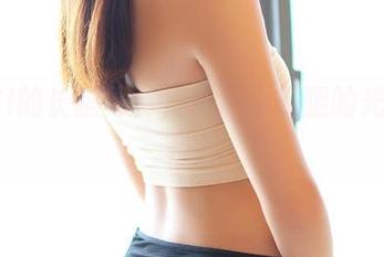ROSI的长腿写真，难道这是腿的光辉岁月？