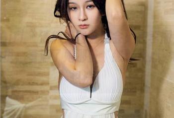 TuiGirl - 清纯美图鉴赏会：在李丽莎的镜头里，看清了她那些‘悠悠我心’的小想法！