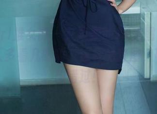 TuiGirl推女郎 - 艾栗栗的JK美图，真的是让人多看几眼啊，这样的套图，可真不想错过！