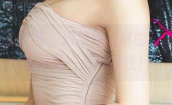 UGirls尤果网 - 追踪乔依琳的长腿计划，图片是一道风景线！
