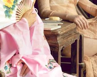 UGirls尤果网 - 王凌宇神奇的海边写真合集：更新中的‘飘逸’将会有多风骚啊！