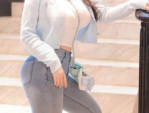 Xiuren秀人网 - 获得Dreamy小乔的高跟鞋照片，免费入手，但我心里默念要坚强穿着。