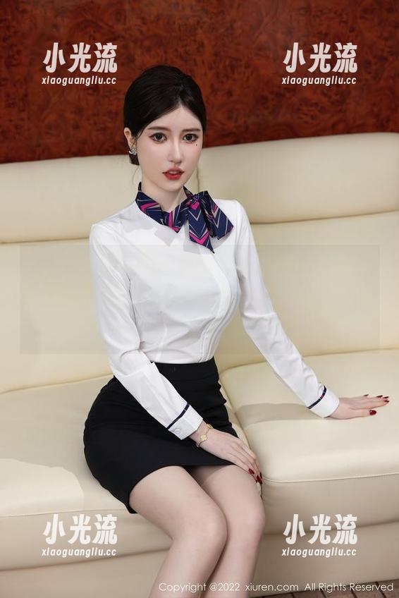 Xiuren秀人网-summer宝宝 Xiuren秀人网 - 是睡衣也是祝福,看summer宝宝在原图中轻松自在,图包别再犹豫了!