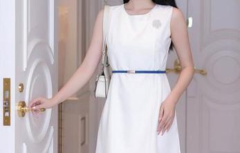 Xiuren秀人网 - 这高清原图得有多少人看，司妃SL的少女形象好讨喜！