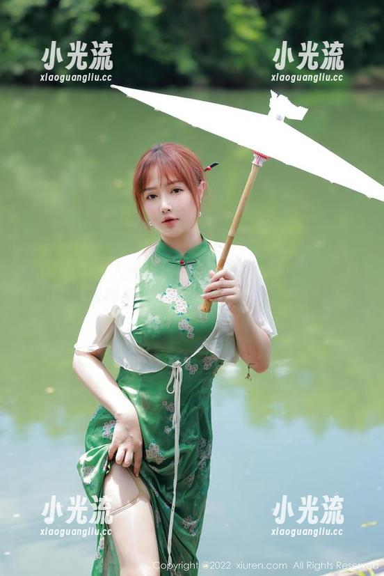 Xiuren秀人网-容容容Alice Xiuren秀人网 - 福利图包:看容容容Alice穿体操服的样子,别说我没提醒你