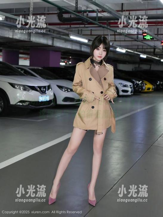 Xiuren秀人网-小夕Kitty Xiuren秀人网 - 睡衣与小夕Kitty——这组图片真的很有魔力!