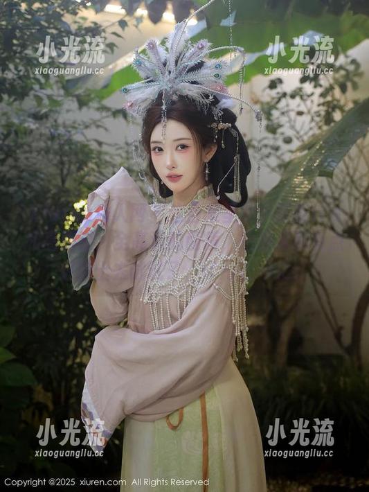 Xiuren秀人网-小茶茶tea Xiuren秀人网 - 这合集里的小茶茶tea和高跟鞋,全高清的画质,看得我都有点想穿上去试试了,ほんとうに。