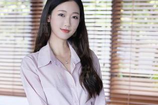 Xiuren秀人网 - 呜，萌奈子皮衣再次入镜，图集更新实在令人赞叹，突然想继续翻下去。