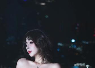 透明学姐——yuuhui玉汇用照片撩拨你的想象力