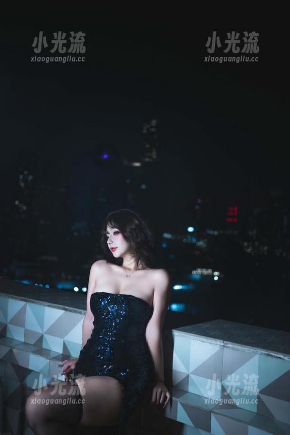 yuuhui玉汇 透明学姐——yuuhui玉汇用照片撩拨你的想象力