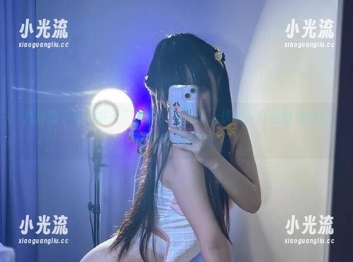九言 九言的“卯月桃子”合集,照片让人恍惚,什么时候我们开始如此迷恋?