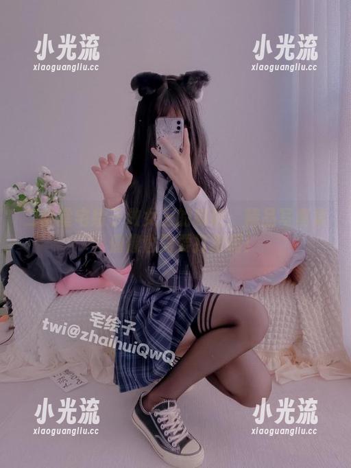 二阶堂宅绘子做女王的秘诀：精品写真集，偶像也需要打扮啊！