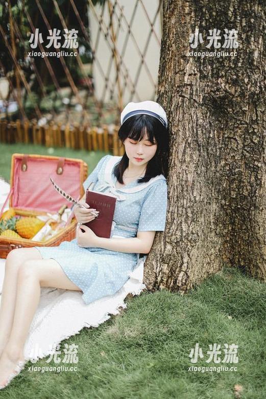 依依超级懒 依依超级懒和她的瑜伽姿态:一场无遮挡的高清写真,让人忍不住想多看几眼。