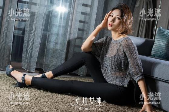 克拉女神-苏可可 克拉女神 - 每一幅苏可可的女王壁纸,都是隐秘的王国密码...你懂的。