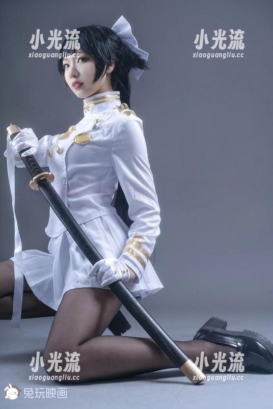 兔玩映画制服裙的免费图集，注意力都被吸走了！