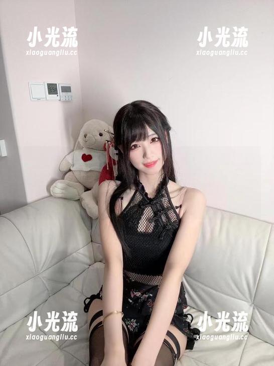 十万口草莓粥粥 微密圈 - 微信朋友圈疯狂打卡:十万口草莓粥粥水手服美图合集,看样子该换个头像了?