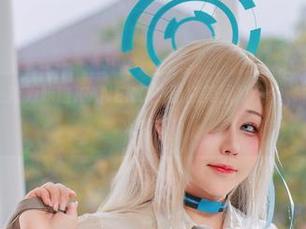 摄影师能否让我为咔喵KANEKO的黑白美图打个分，能不能给我点火花呢？