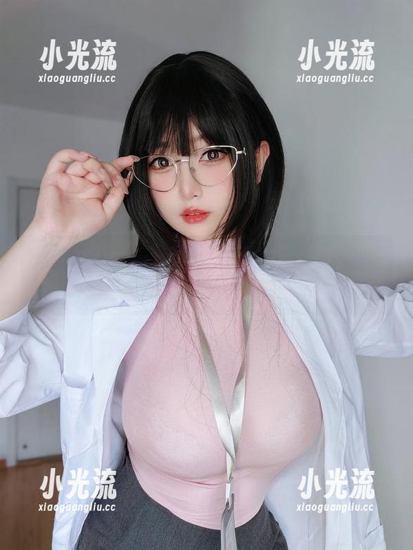 一个coser的日常:女主K的魔女特别更新,让人大跌眼镜!