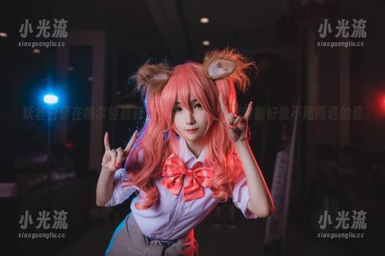妖君白研 妖君白研在梅尔特莉莉丝的奇境里,精选时刻好像不期而遇的夏妙梦。