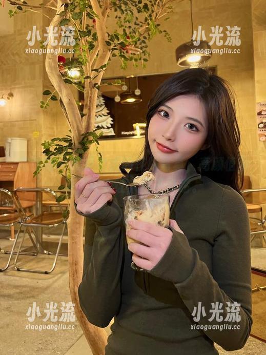 妮是老虎 微密圈 - 妮是老虎的校服写真,高颜值高清,简直让人目不转睛。