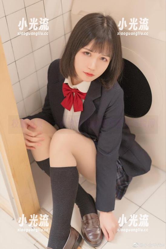 校服图集——小仓千代w的高清玩味瞬间