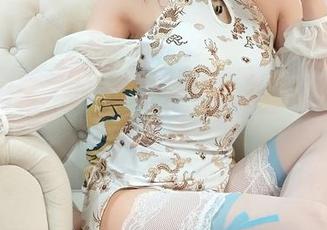 浴室揭秘：小女巫露娜这次更新的照片总让人想再看一遍。