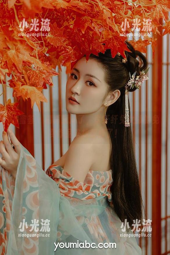 尤蜜荟-李纤纤 尤蜜荟 - 别再犹豫了,李纤纤兔女郎的免费作品来找你撩了!