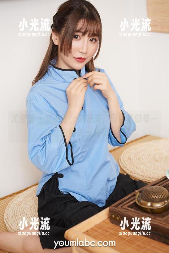 尤蜜荟 - 艾小青，你好美，图包里的每一张都是一朵花