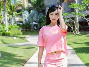 推女郎 - 连欣的原图秀！护士装可不只有白大褂哦！
