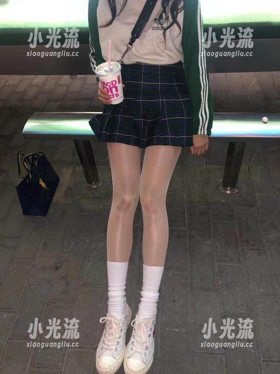 无敌哒小姨妈 微密圈 - 火速查看!无敌哒小姨妈的最新作品,微信朋友圈变身滑稽秀场。