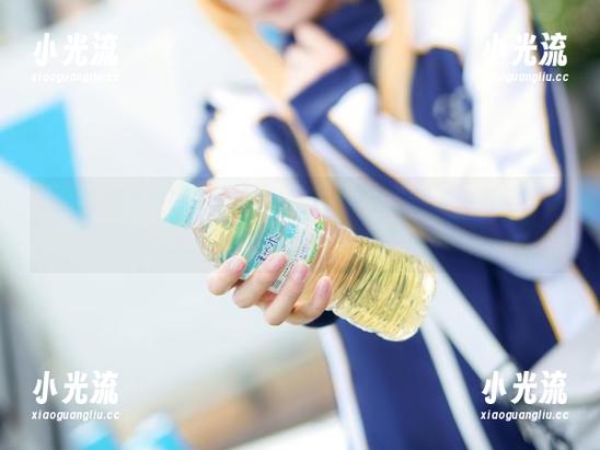 晓美妈 想看晓美妈微醺的全套写真,就像想看朋友喝酒后的勇气