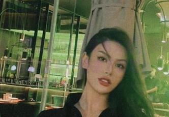 微密圈 - 李嘉欣97化身兔女郎，美图秀翻你的屏幕，快来下载吧！
