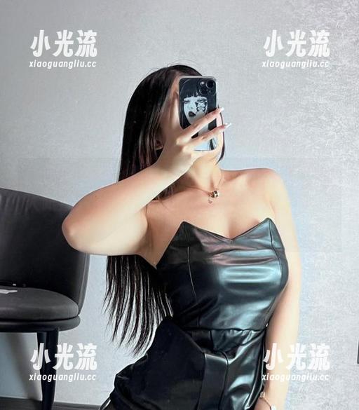 桃沢樱呀 微密圈 - 桃沢樱呀透明合集:我发现真的人跟照片有区别,她这透明到底是个啥原理啊?
