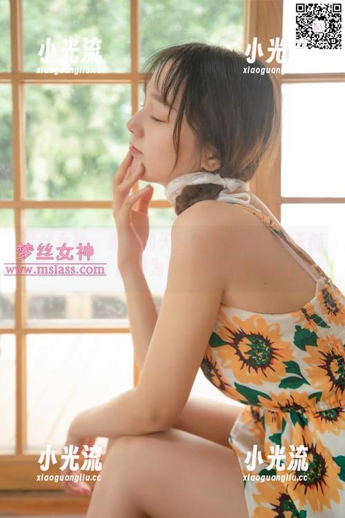 梦丝女神-璇璇 梦丝女神 - 璇璇的天台少女合集:每天都是小冒险,别问为什么只能在天台上。