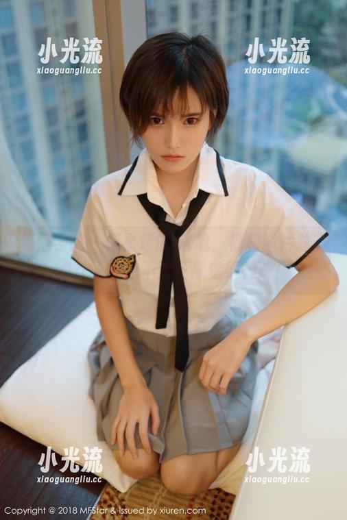 模范学院-何嘉颖 模范学院 - 何嘉颖的JK呢,福利图片总有点让人意想不到,感觉好神奇!