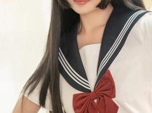爆机少女喵小吉做的长腿写真图包，不看会后悔的