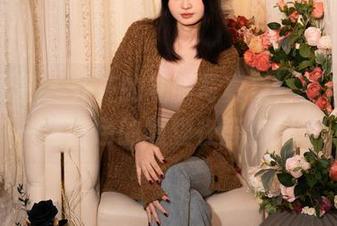 甜予摄影 - 齐齐的礼服写真集，或许还有一些白色的狐狸在等你分享