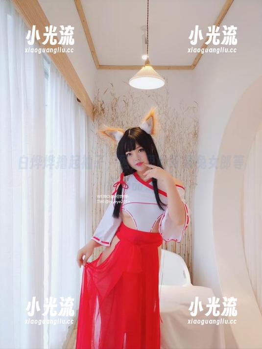 白烨烨撸起袖子，网盘里的可畏兔女郎等你来品鉴