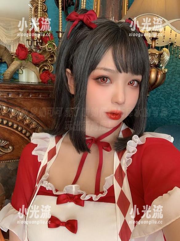 皮皮奶可可爱了啦 看皮皮奶可可爱了啦如何把死库水的写真玩出新高度!